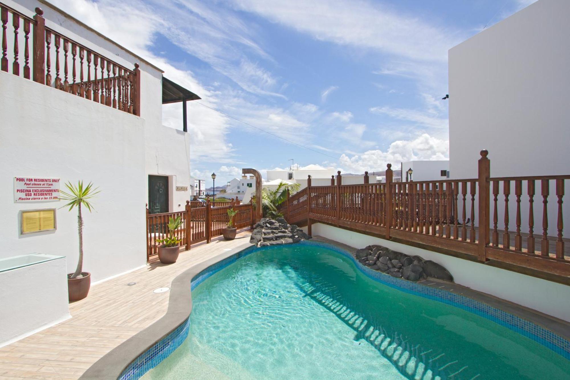 Casa Margarita - Shared Pool - Close To Seafront Promenade Punta Mujeres Екстер'єр фото
