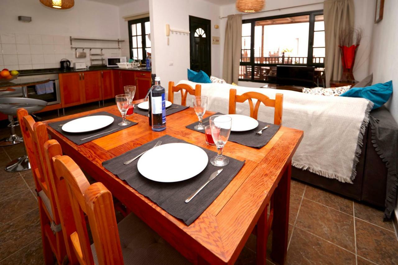 Casa Margarita - Shared Pool - Close To Seafront Promenade Punta Mujeres Екстер'єр фото