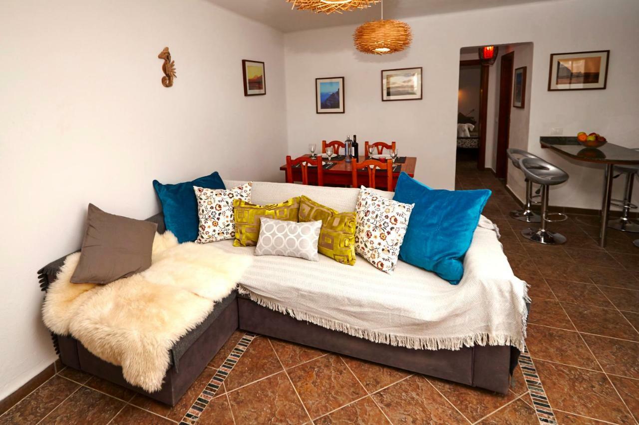Casa Margarita - Shared Pool - Close To Seafront Promenade Punta Mujeres Екстер'єр фото